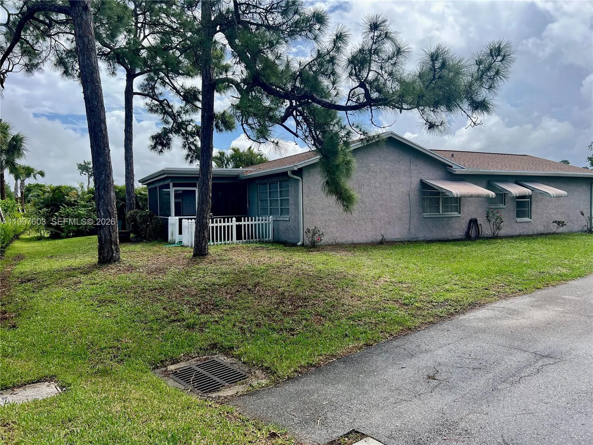 7275 Pine Manor Drive Lake Worth FL 33467
