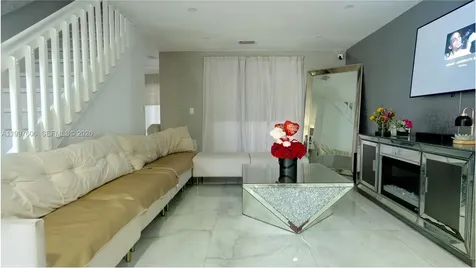 18499 NW 52nd Path Miami Gardens FL 33055