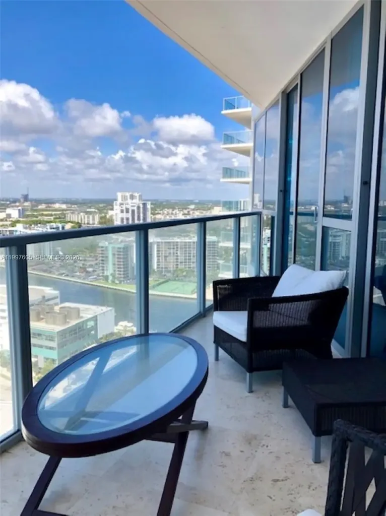 3101 S Ocean Drive Hollywood FL 33019