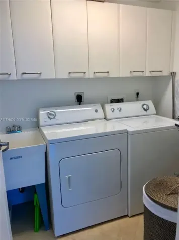 3101 S Ocean Drive Hollywood FL 33019