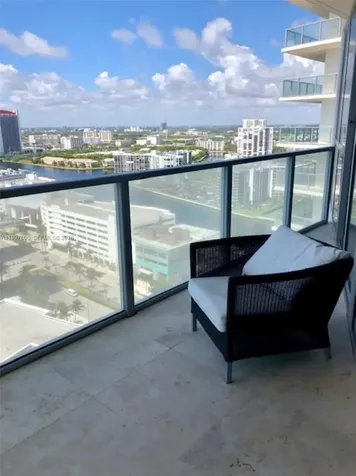 3101 S Ocean Drive Hollywood FL 33019