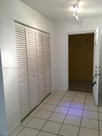 9375 Fontainebleau Boulevard Miami FL 33172