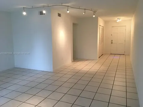 9375 Fontainebleau Boulevard Miami FL 33172