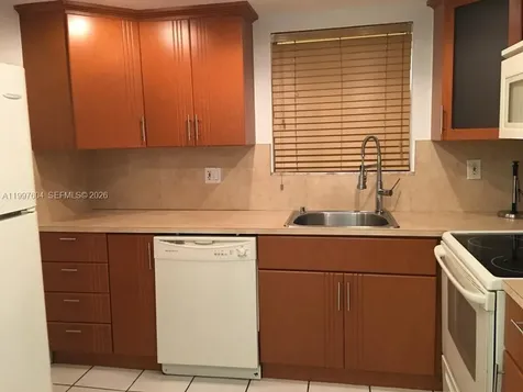 9375 Fontainebleau Boulevard Miami FL 33172