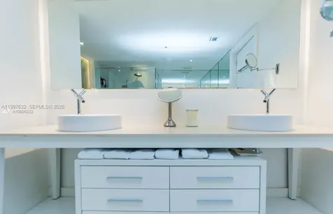 465 Brickell Avenue Miami FL 33131