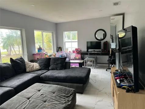 450 NW 4th Avenue Homestead FL 33030