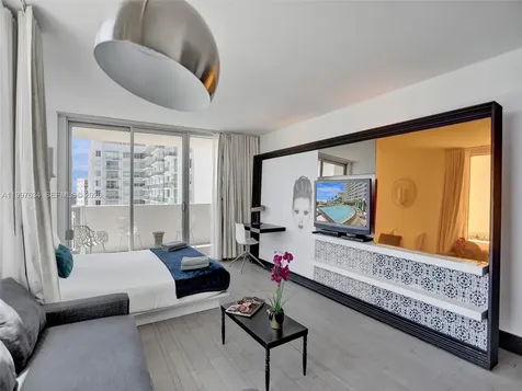 1100 West Avenue Miami Beach FL 33139