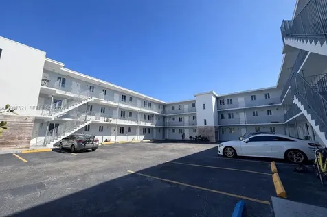 540 NW 7th Street Miami FL 33136