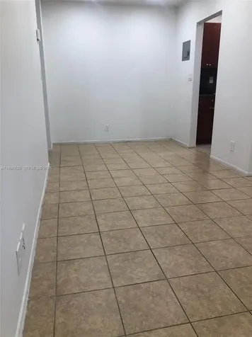 4800 NW 24th Court Lauderdale Lakes FL 33313