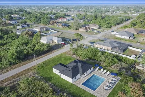 2924 5th Street SW Lehigh Acres FL 33976