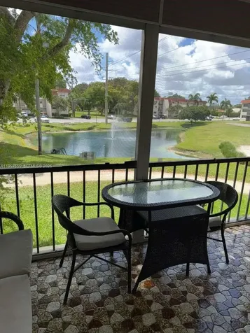 691 S Hollybrook Drive Pembroke Pines FL 33025