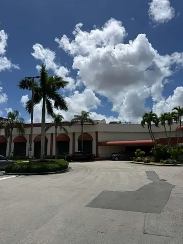 691 S Hollybrook Drive Pembroke Pines FL 33025