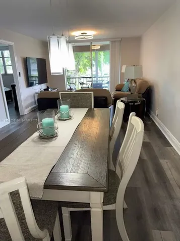 691 S Hollybrook Drive Pembroke Pines FL 33025