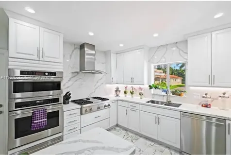 1400 NE 103rd Street Miami Shores FL 33138