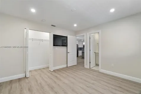 330 W 74th Place Hialeah FL 33014