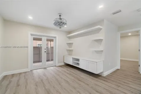 330 W 74th Place Hialeah FL 33014