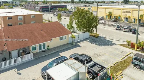 330 W 74th Place Hialeah FL 33014