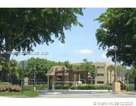 8065 SW 107 Avenue Miami FL 33173