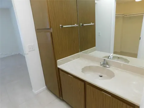 8065 SW 107 Avenue Miami FL 33173