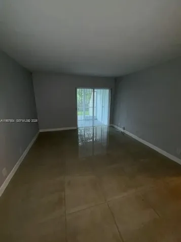 100 Lakeview Drive Weston FL 33326