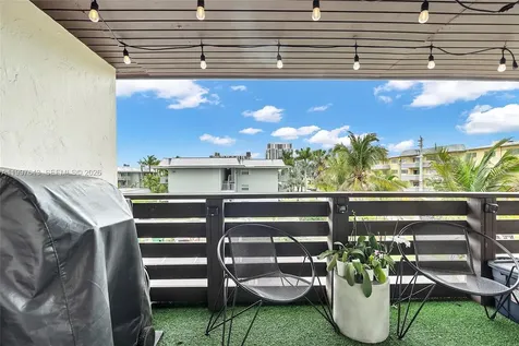 7473 SW 82nd Street Miami FL 33143