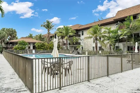 7473 SW 82nd Street Miami FL 33143