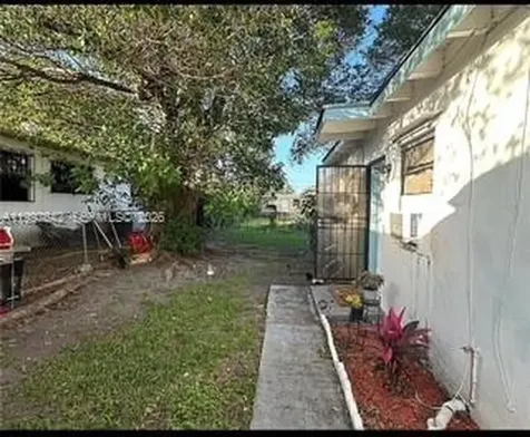1785 NW 56th Street Miami FL 33142