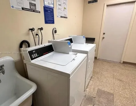2750 NE 183rd Street Aventura FL 33160