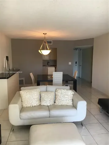 2750 NE 183rd Street Aventura FL 33160
