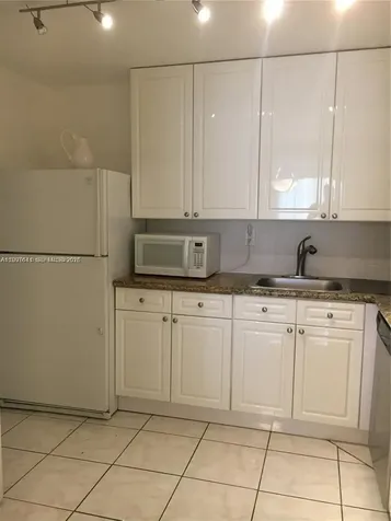 2750 NE 183rd Street Aventura FL 33160