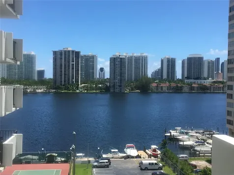 2750 NE 183rd Street Aventura FL 33160