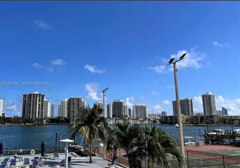 2750 NE 183rd Street Aventura FL 33160