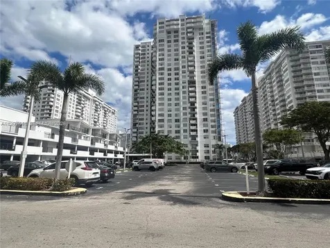2750 NE 183rd Street Aventura FL 33160