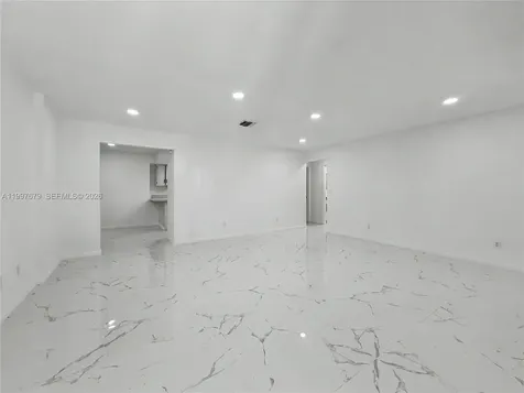 2101 Hibiscus Road Fort Myers FL 33905