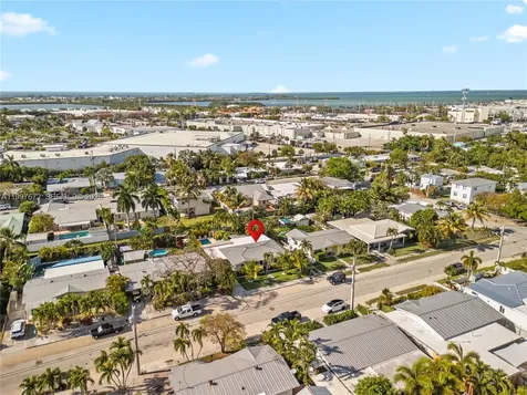 2819 Fogarty Avenue Key West FL 33040