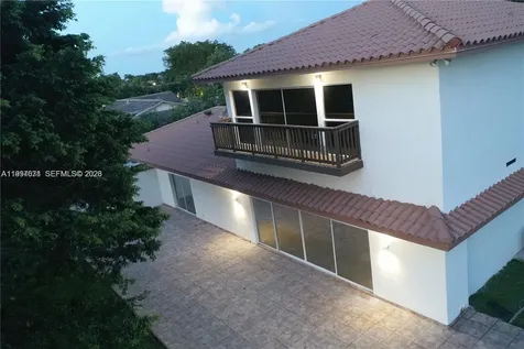 19740 W Saint Andrews Drive Hialeah FL 33015