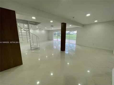 19740 W Saint Andrews Drive Hialeah FL 33015