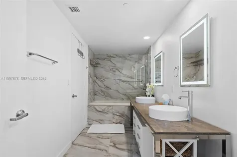 475 Brickell Avenue Miami FL 33131