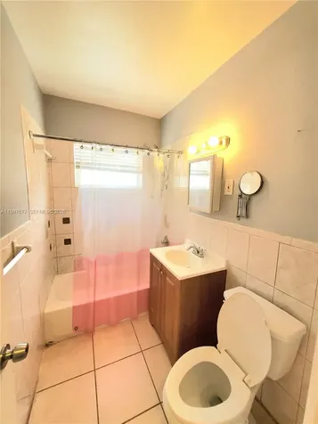 40 NW 44th Street Miami FL 33127