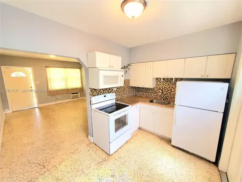 40 NW 44th Street Miami FL 33127