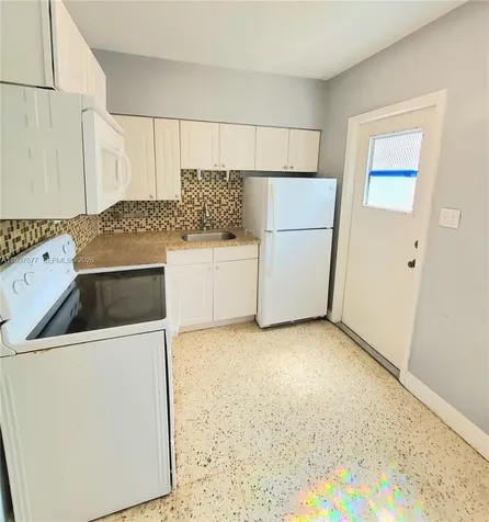 40 NW 44th Street Miami FL 33127