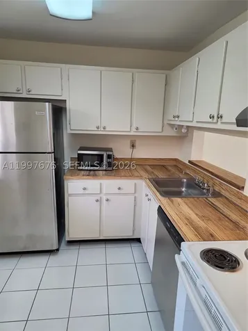 8005 SW 107th Avenue Miami FL 33173