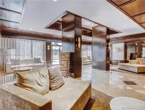 600 NE 36th Street Miami FL 33137