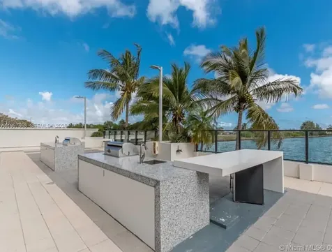 600 NE 36th Street Miami FL 33137