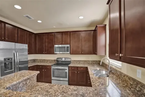 8432 Blue Cove Way Parkland FL 33076