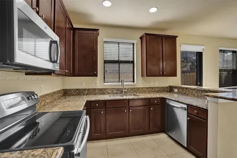8432 Blue Cove Way Parkland FL 33076