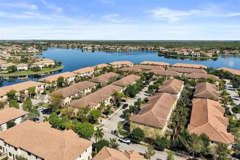 8432 Blue Cove Way Parkland FL 33076