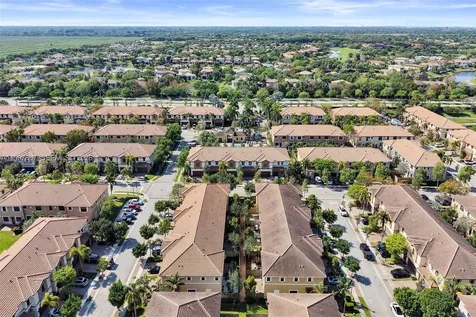8432 Blue Cove Way Parkland FL 33076