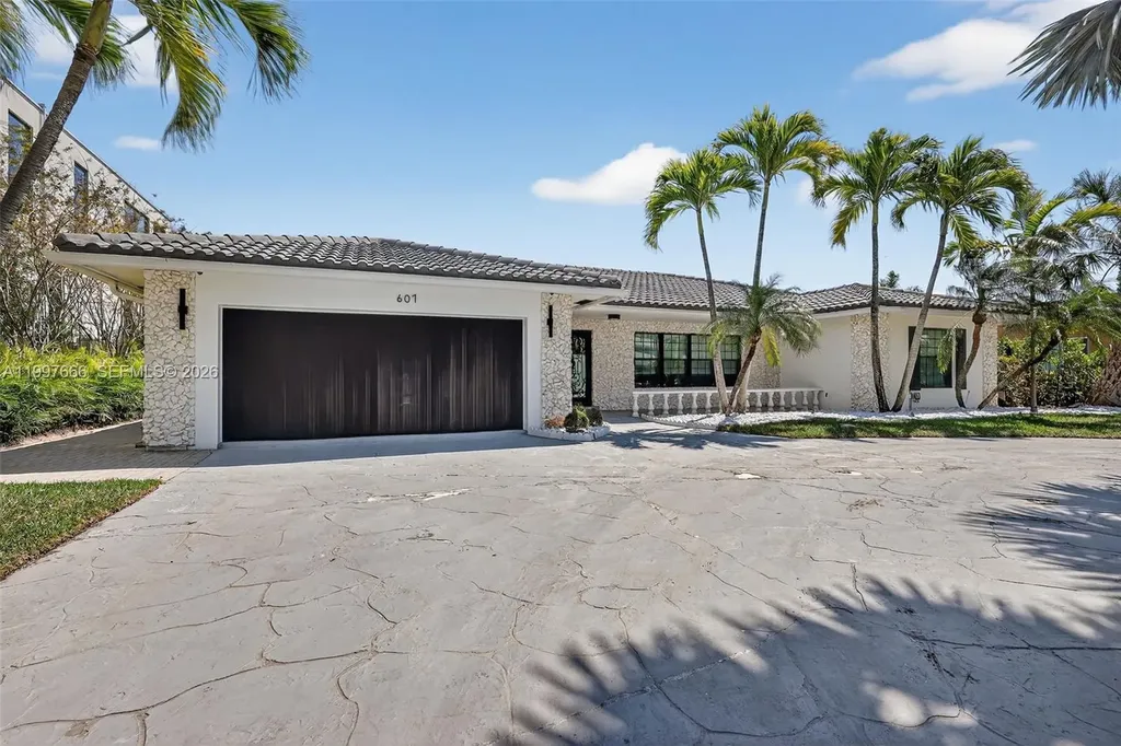 607 Layne Boulevard Hallandale Beach FL 33009