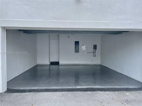 2621 NE 212th Terrace Miami FL 33180